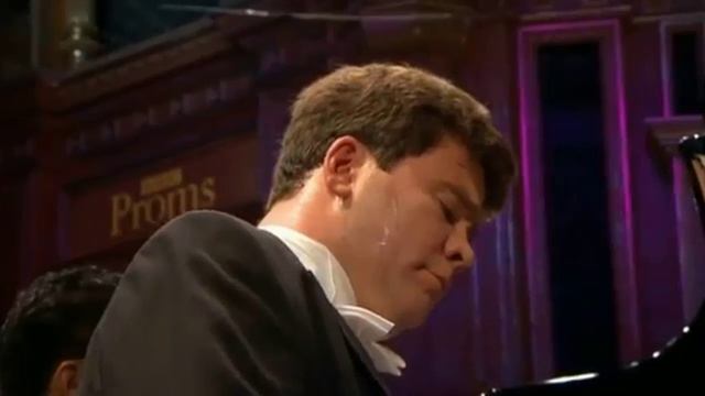 Сергей Васильевич Рахманинов. Второй концерт для фортепиано с оркестром до-минор (С-moll), op. 18. смотреть онлайн