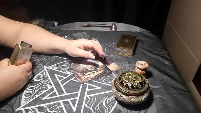Что у него с ней? смотреть онлайн