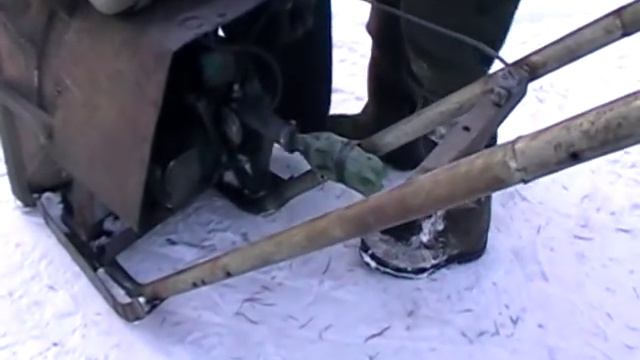 Самодельный снегоуборщик из бензопилы Дружба. Обзор. смотреть онлайн