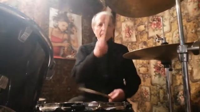 Школа игры на ударных, бас гитаре и гитаре для начинающих ч2 смотреть онлайн