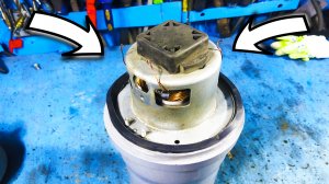 Вытяжка из двигателя от пылесоса в ГАРАЖ