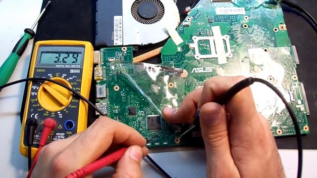 Ноутбук ASUS X550C не включается. Типовые проблемы ASUS №2 смотреть онлайн