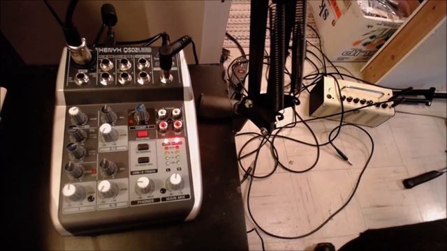 Gear Review: Behringer Xenyx Q502USB Mixer смотреть онлайн