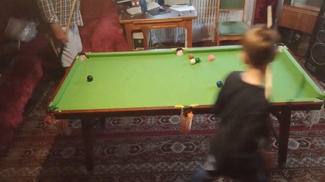 играем в снукер смотреть онлайн