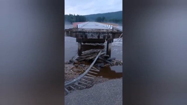 Мост через реку Гилюй. Тындинский муниципальный округ. смотреть онлайн