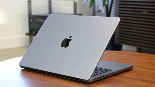 Apple MacBook Pro and Mac Mini powered by M3 chip to launch next year смотреть онлайн