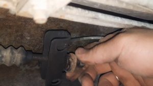 Почему не держит ручник? Ваз 2114 Как натянуть тросс?