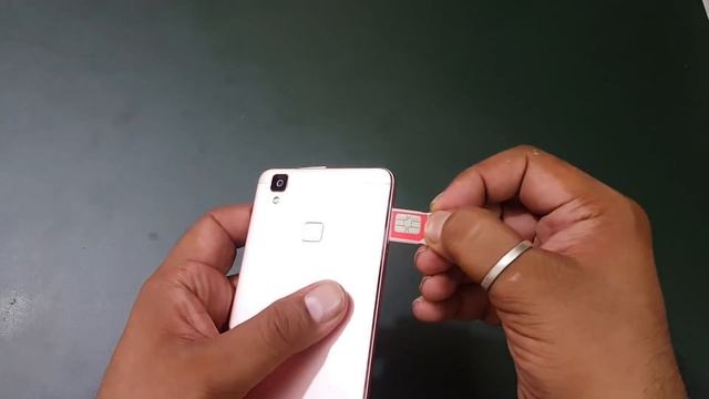 How To Insert Sim Card & Memory Card in Vivo V3 /V3 Max смотреть онлайн
