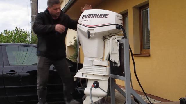 Evinrude 40hp, E-TEC смотреть онлайн