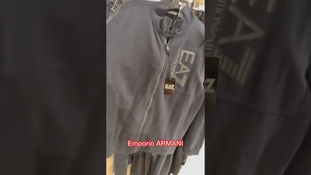 Находка века - спортивный костюм Emporio Armani за $98 доступно к заказу до вечера 20 декабря! смотреть онлайн