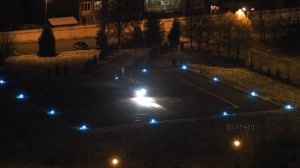 Захватывающий вылет вертолёта ночью.