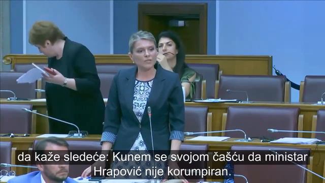 Obraćanje Draginje Vuksanović Stanković poslaniku Borisu Mugoši u Skupštini Crne Gore смотреть онлайн
