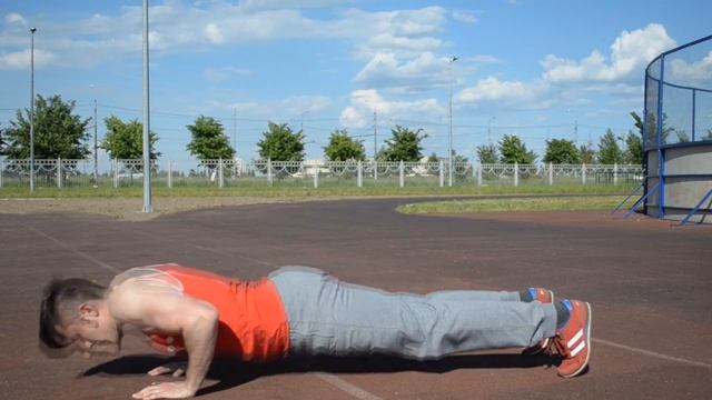 Lose weight in 21 days (Exercises) - Push-ups, narrow hand positioning смотреть онлайн
