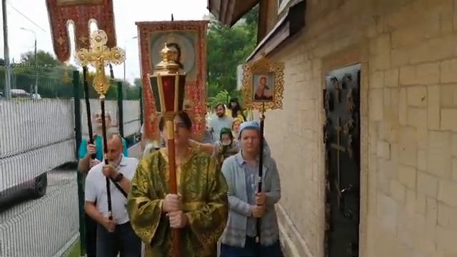День Святого Духа. Престольный Праздник. Храм апостола Фомы на Кантемировской. 13.06.2022 смотреть онлайн