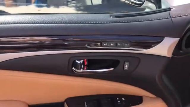 2015 Lexus LS Walk-Around Roslyn, Albertson, Port Washington, Great Neck, Oyster Bay, NY 19830P смотреть онлайн