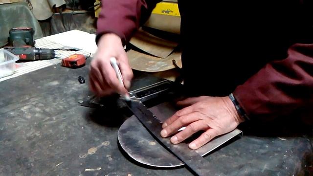 Скребок своими руками (Scraper With Your Hands)