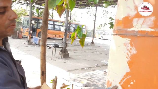 Body Filler Karna Shikhe ( पुट्टी करना सीखें) How to use Putty of Bus Paint #Bodyfiller смотреть онлайн