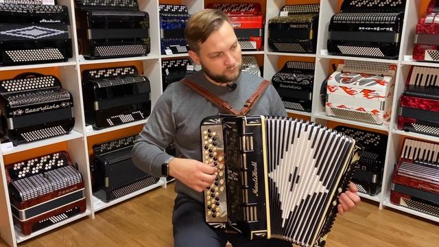 ? ЛЕТ БАЯНУ, ВЫГЛЯДИТ КАК НОВЫЙ. Реставрация трофейного Meinel Herold 20-30-е годы XX века. смотреть онлайн