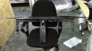 КАК САМОМУ ПРАВИЛЬНО ВЫБРАТЬ УСИЛИТЕЛЬ ПОПЕРЕЧИНУ ПЕРЕДНЕГО БАМПЕРА И ЗАМКОВУЮ ПАНЕЛЬ НА РЕНО ЛОГАН