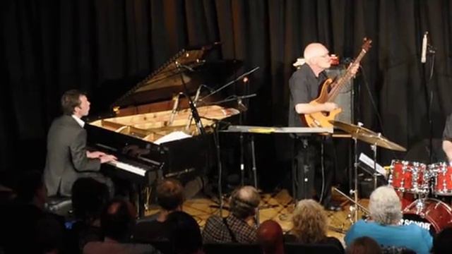 "Ladies in Mercedes" - The Impossible Gentlemen at Seven Jazz, Seven Arts Leeds DSS_9084.AVI смотреть онлайн