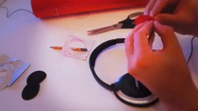 How to Make a Custom Bose Headphone Skin смотреть онлайн