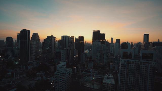 1 Hour of Future Bass Music Playlist for Work, Sports and Gaming - Sunset over Bangkok смотреть онлайн