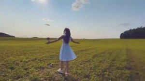 "СЛЫШУ ГОЛОС ИЗ ПРЕКРАСНОГО ДАЛЕКА"