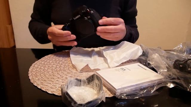 unboxing Panasonic LUMIX S5 Full Frame Camera + AF 20-60mm Lumix Lens смотреть онлайн