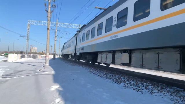 ЭП2Д 0056 сообщением Звенигород - - Москва Савеловский вокзал не далеко от Окружной смотреть онлайн
