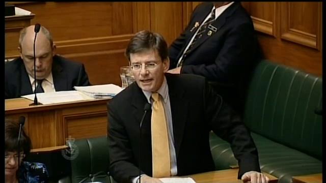 Question 10:Charles Chauvel to the Minister of Energy and Resources смотреть онлайн