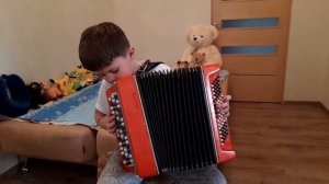 « Полюшко- поле» на баяне!