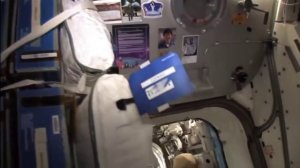 Работа и быт космонавтов.