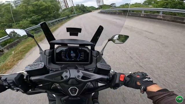 Yamaha TMAX 560 2022 Malaysia | TEST RIDE смотреть онлайн
