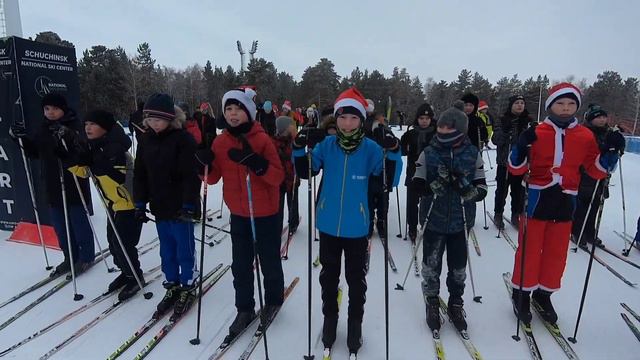 Новогодняя лыжная гонка!г.Щучинск 30.12.22 г. смотреть онлайн