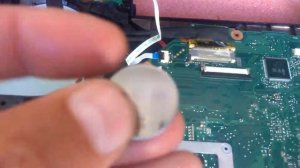 Ноутбук Asus X55A REV 2.2 работает только от батареи и не заряжается