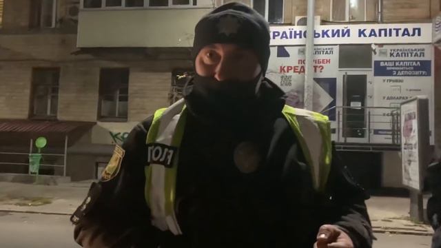 ДАЛИ ПОНЮХАТЬ НОЧНЫМ НЮХАЧАМ ПАТРУЛЬНОЙ ПОЛИЦИИ! смотреть онлайн