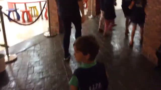 Полиция выходит на дело кидзания смотреть онлайн