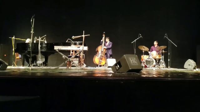 The Rafael Petrossian Quartet - A Night In Tunisia By Dizzy Gillespie смотреть онлайн