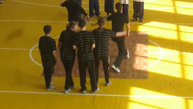 Турнир по брейкингу среди воспитанников детских домов командный батл смотреть онлайн