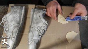 Стерлась подошва на пятке кроссовок. Ремонт обуви своими руками.