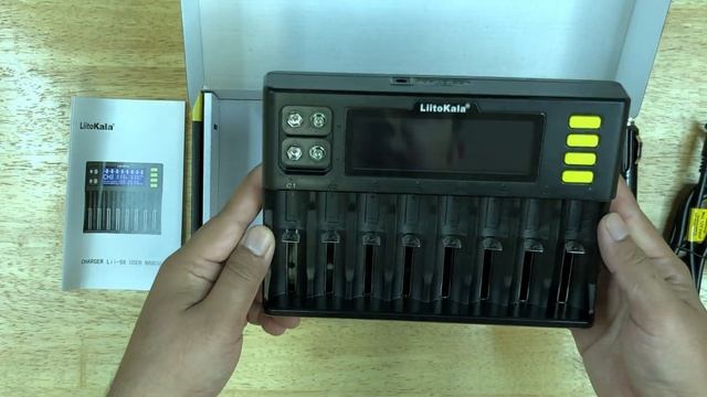 The LiitoKala Lii-S8 Smart Universal Battery Charger смотреть онлайн