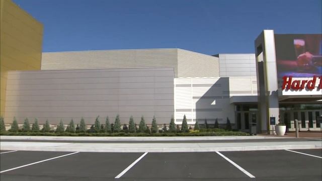 Hard Rock Casino in Gary, Indiana hosts grand opening | ABC7 Chicago смотреть онлайн