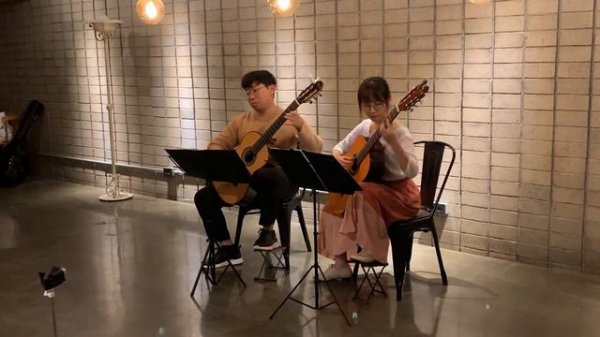 Sérgio Assad - Summer Garden Suite ; Helping Hands