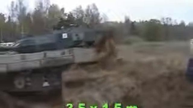 Ров вырытый Тарутой не смог остановить танки. смотреть онлайн