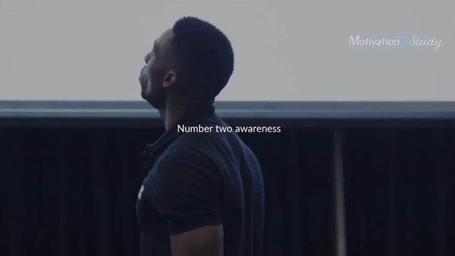4 Tips To IMPROVE Your Public Speaking - How to CAPTIVATE an Audience смотреть онлайн