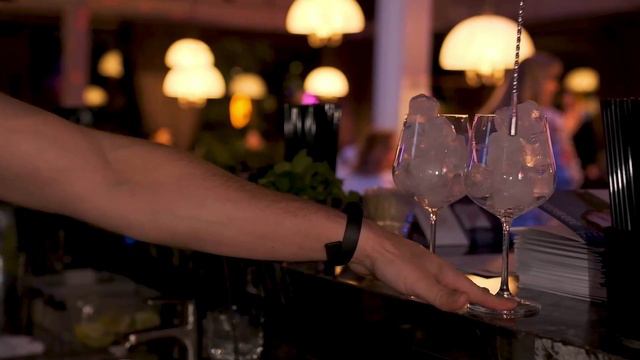 Руки вверх бар (открытие)