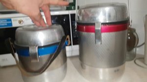 Сравнение двух термосов Темет  2.5 л и 4 л