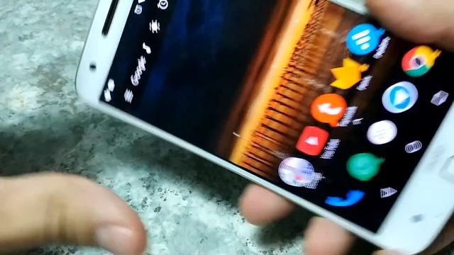 Moto Z : Primeras impresiones смотреть онлайн