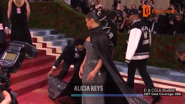 E! Enhanced its Met Gala Coverage with AR Graphics Powered by Reality Engine смотреть онлайн