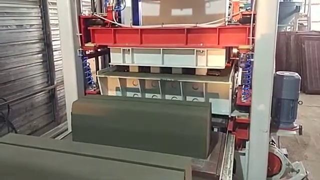 Работа вибропресса Steif VFL 0 62, производство дорожного бордюра на вибропрессе смотреть онлайн